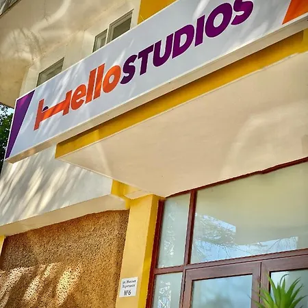 Hello Budget Free Parking & Wifi *