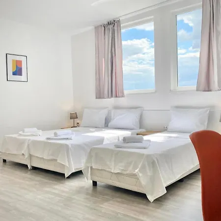Hello Budget Free Parking & Wifi * Stara Zagora