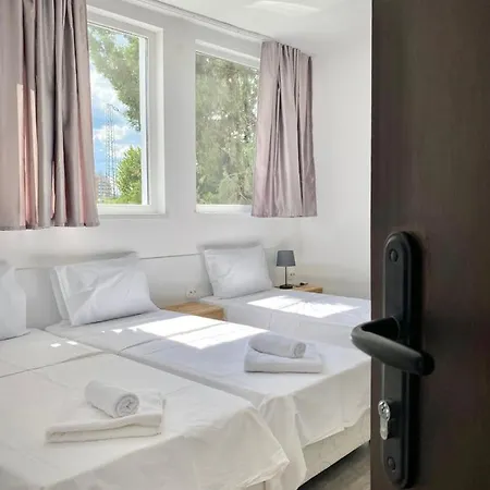 Hello Budget Free Parking & Wifi * Stara Zagora