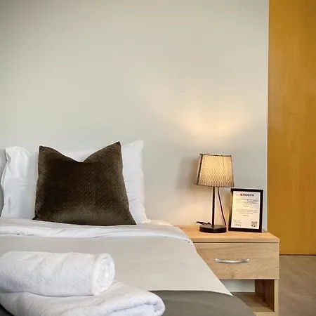 Apartamento Hello Budget Free Parking & Wifi *