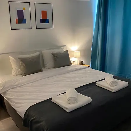Hello Budget Free Parking & Wifi