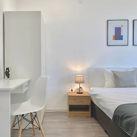 Hello Budget Free Parking & Wifi * Stara Zagora