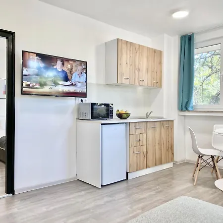 Hello Budget Free Parking & Wifi