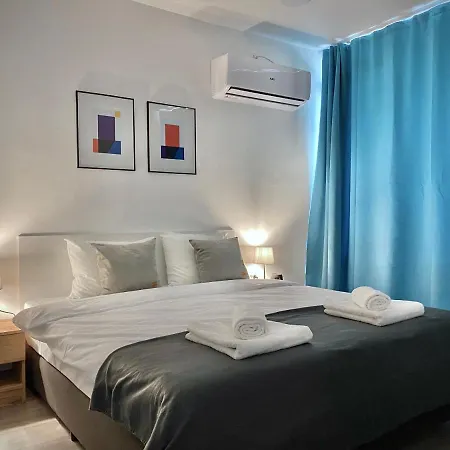 Hello Budget Free Parking & Wifi