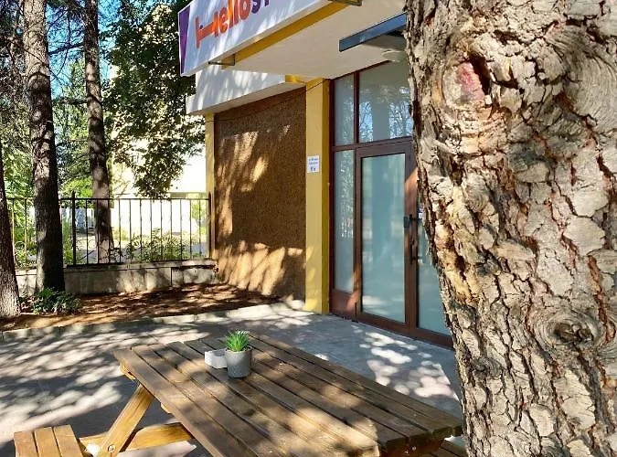 Hello Budget Free Parking & Wifi Апартамент *