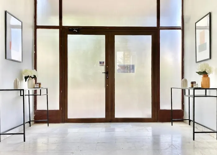 Апартамент Hello Budget Free Parking & Wifi Стара Загора