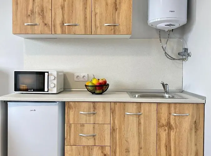 Hello Budget Free Parking & Wifi Апартамент *