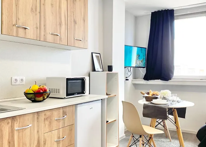 Hello Budget Free Parking & Wifi Апартамент