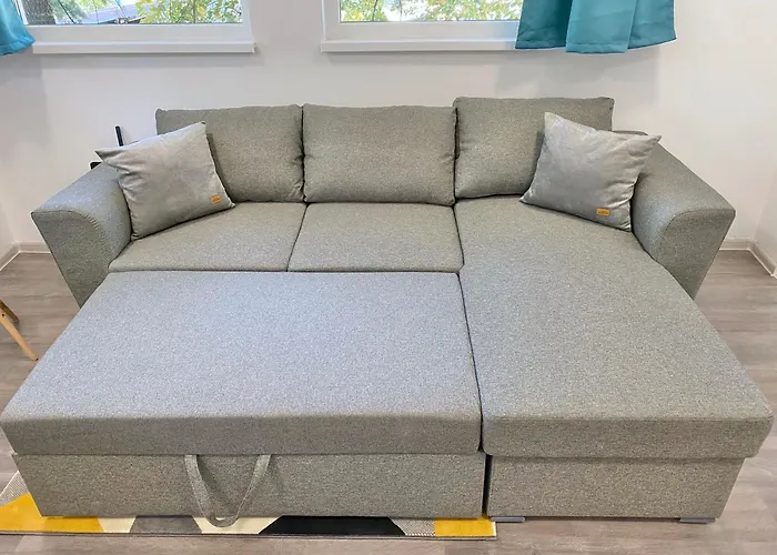 Апартамент Hello Budget Free Parking & Wifi